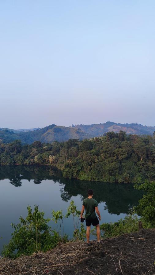 Lake Lyantonde Eco Campsite Original Fort Portal Ngoại thất bức ảnh