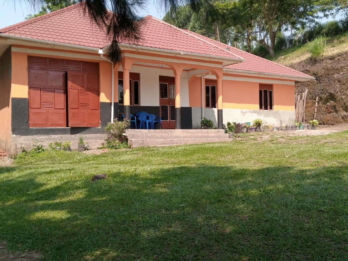Lake Lyantonde Eco Campsite Original Fort Portal Ngoại thất bức ảnh