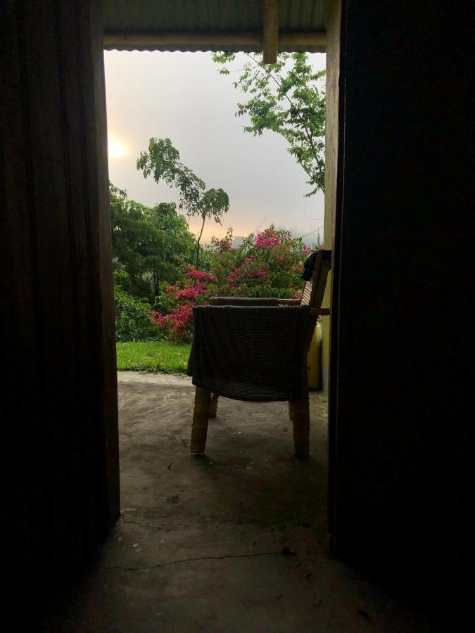 Lake Lyantonde Eco Campsite Original Fort Portal Ngoại thất bức ảnh