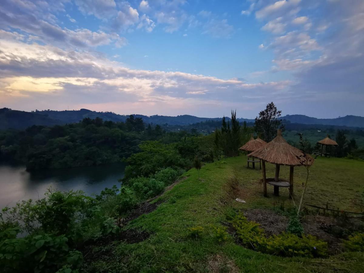 Lake Lyantonde Eco Campsite Original Fort Portal Ngoại thất bức ảnh